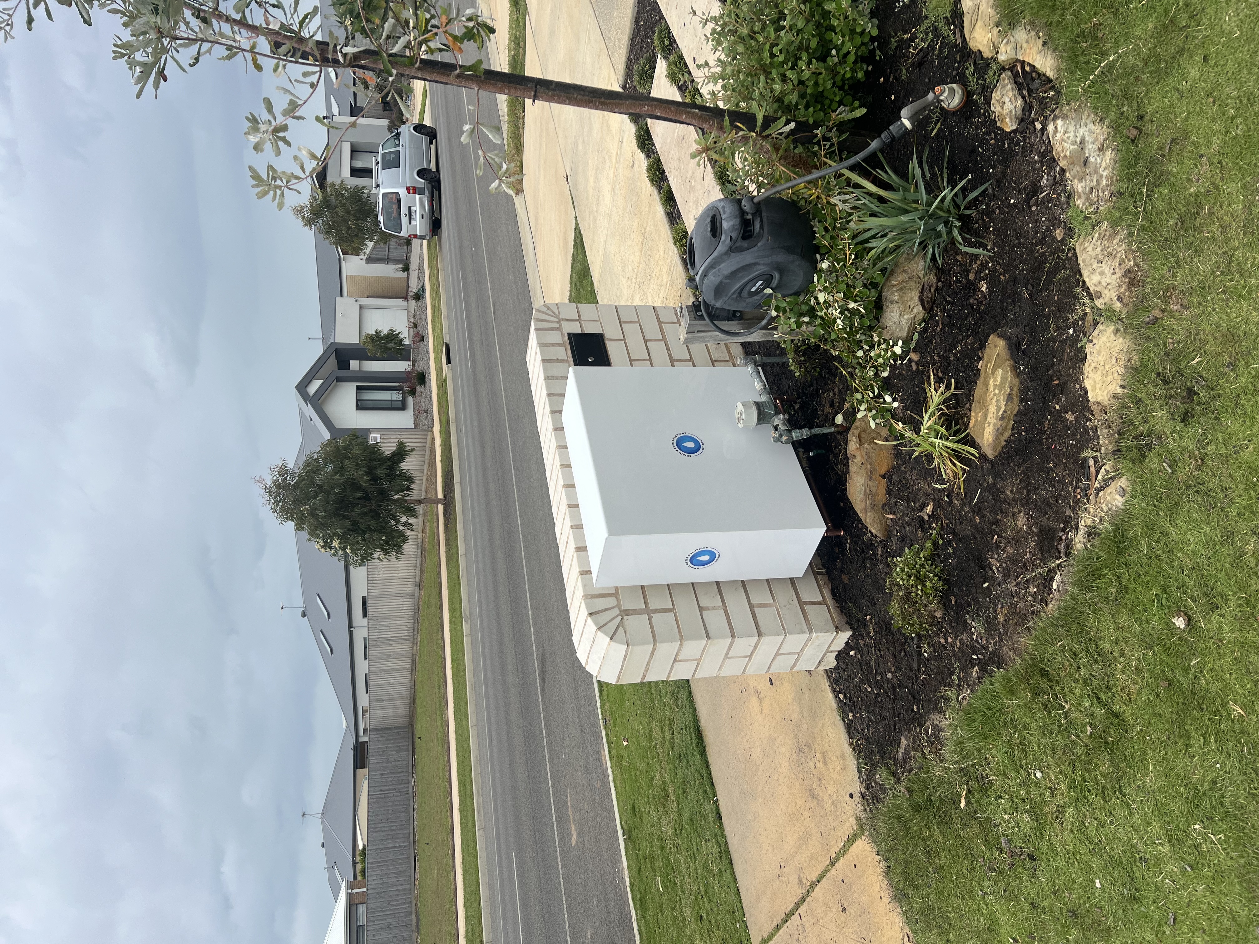 Wall-Mounted System with Copper Piping